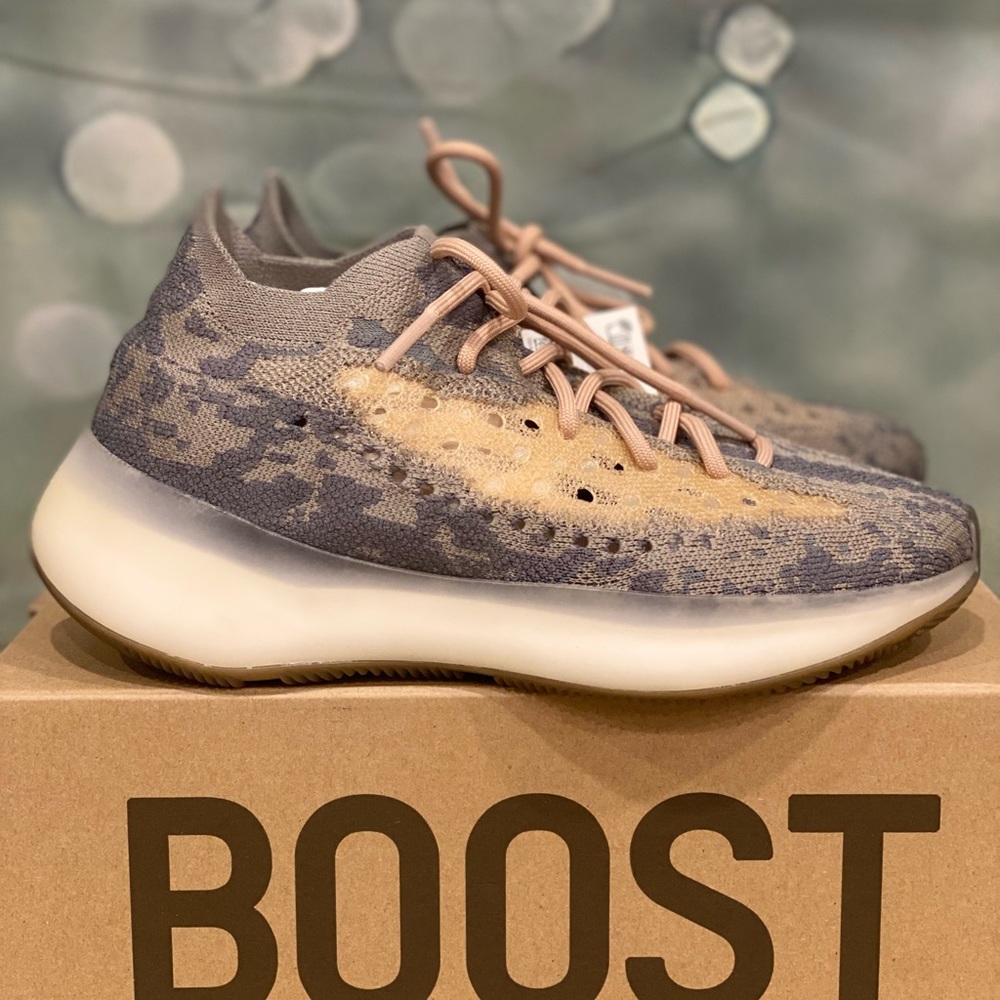 Yeezy 380 NEW never worn